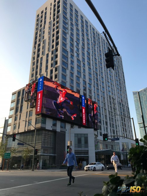 Мощная реклама Spider-Man в Лос-Анджелесе