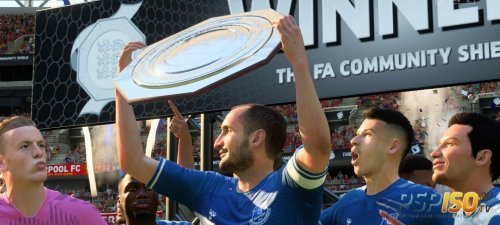 FIFA 21 продолжает быть лидером продаж